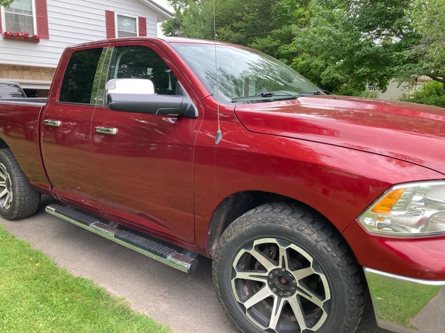 2012 Dodge Ram1500, 140.000 km, Import Kanada — Foto 2 z 4