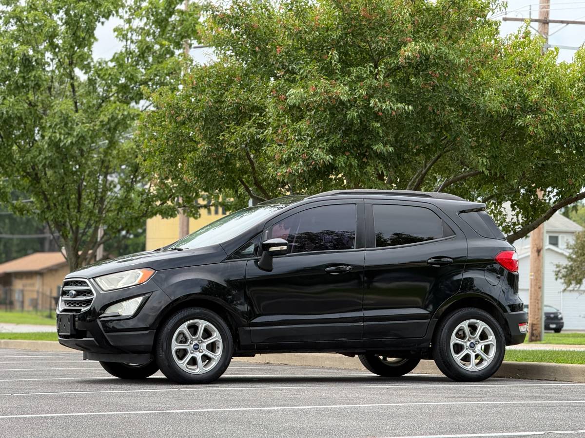 2019 Ford, Import USA — Foto 2 z 12