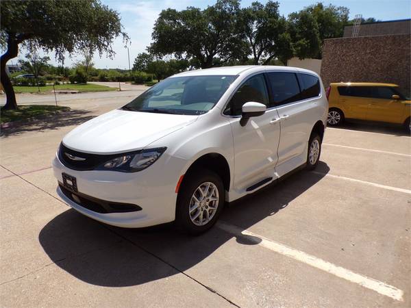 Chrysler, Import USA — Foto 4 z 12