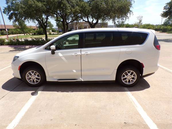 Chrysler, Import USA — Foto 5 z 12