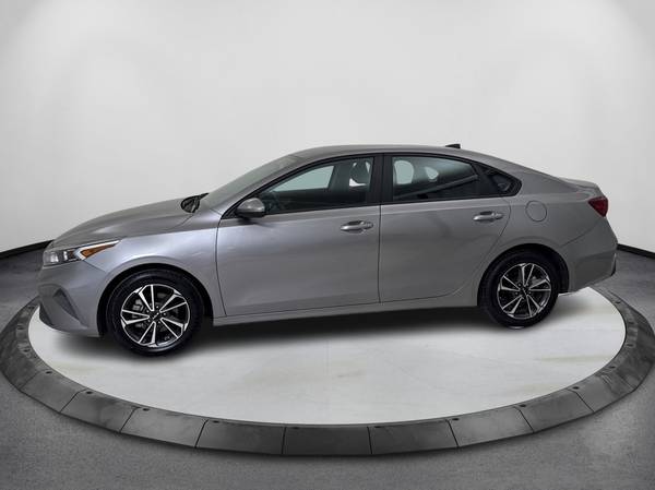 2023 Kia, Import USA — Foto 6 z 11