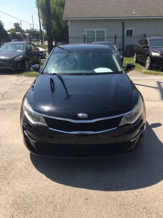 2016 Kia, Import USA — Foto 2 z 12