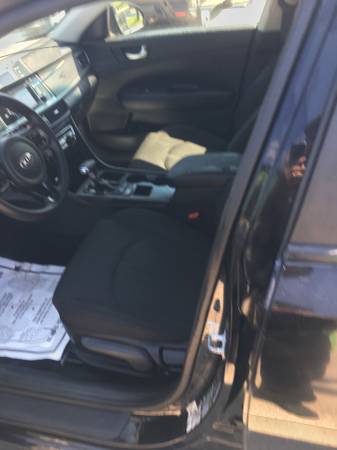 2016 Kia, Import USA — Foto 5 z 12
