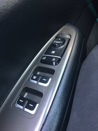 2016 Kia, Import USA — Foto 7 z 12