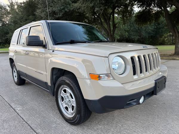 2017 Jeep, Import USA — Foto 7 z 12