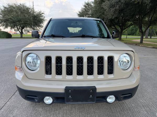 2017 Jeep, Import USA — Foto 8 z 12