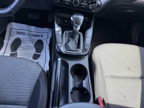 2020 Kia, Import USA — Foto 3 z 12