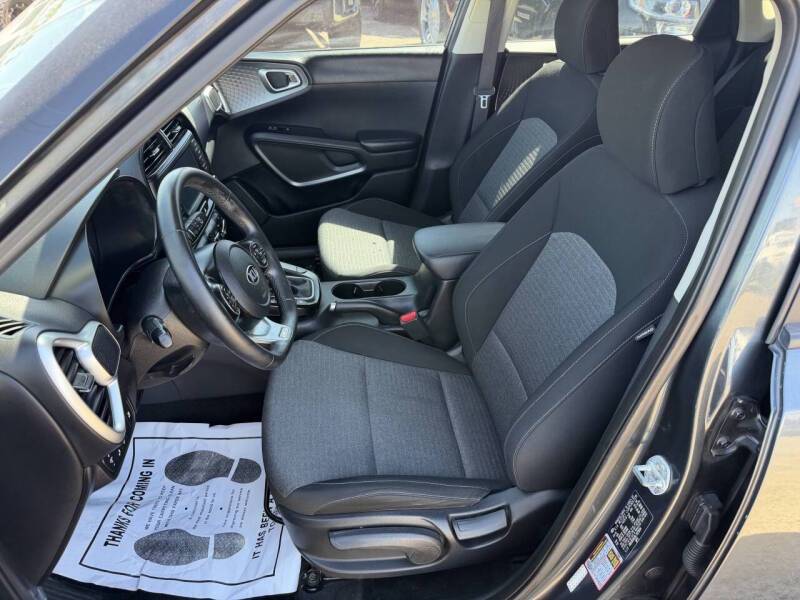 2020 Kia, Import USA — Foto 4 z 12