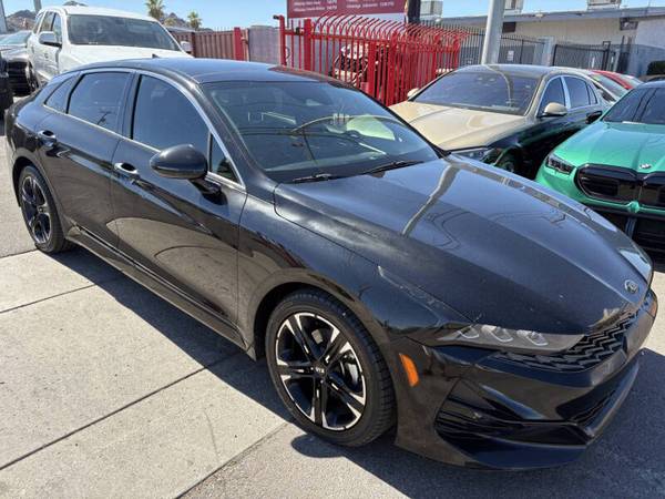 2021 Kia, Import USA — Foto 2 z 12