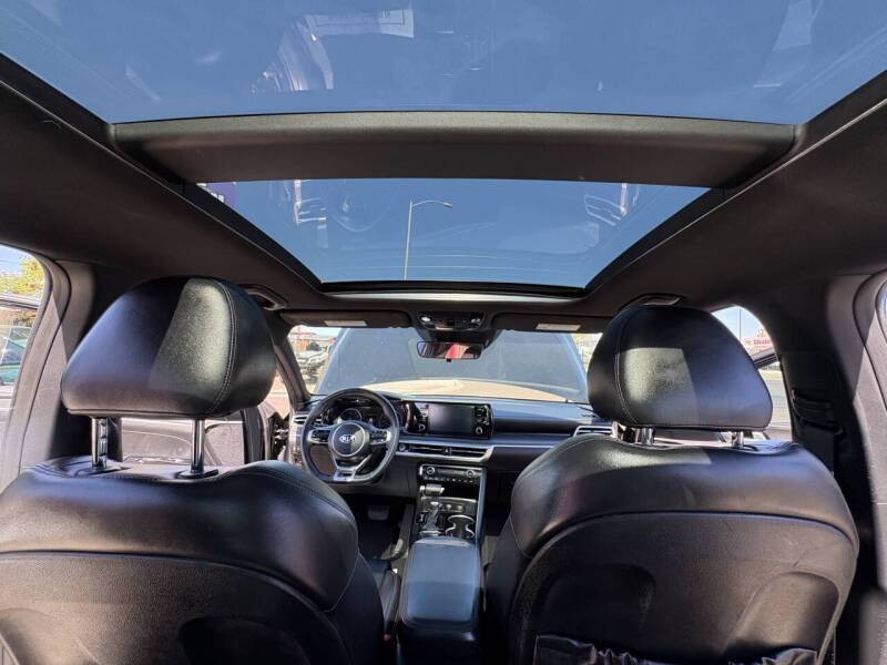 2021 Kia, Import USA — Foto 7 z 12