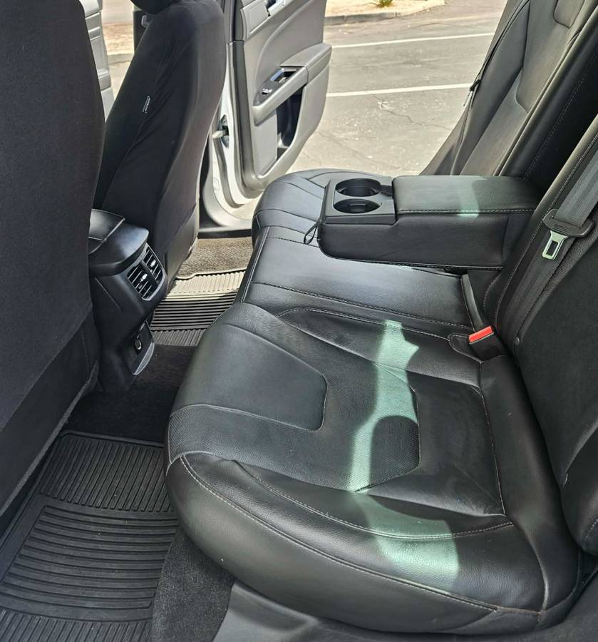 2013 Ford, Import USA — Foto 10 z 12