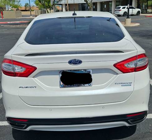 2013 Ford, Import USA — Foto 7 z 12