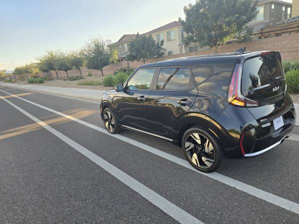 2023 Kia, Import USA — Foto 11 z 12