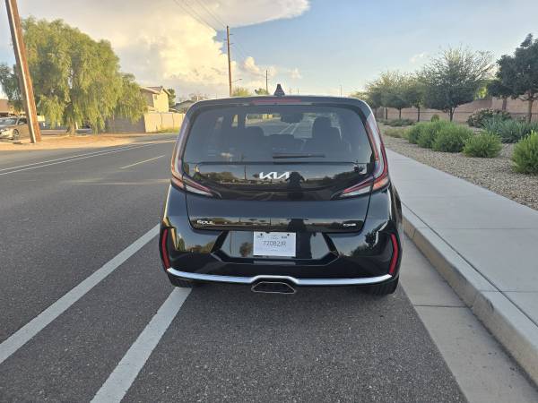 2023 Kia, Import USA — Foto 3 z 12