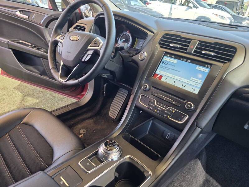 2018 Ford, Import USA — Foto 10 z 12