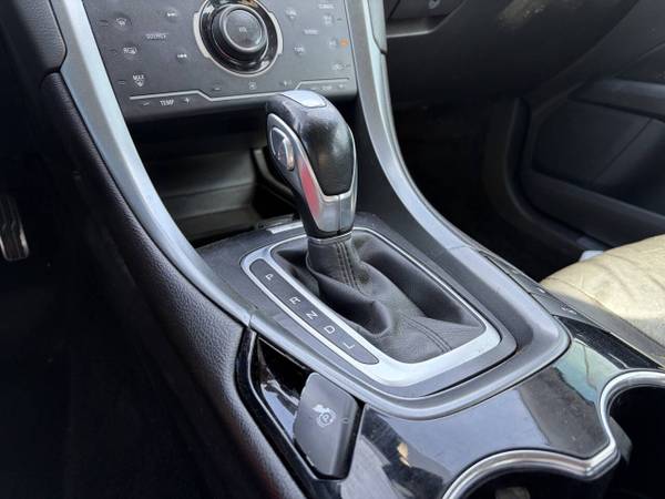 2014 Ford, Import USA — Foto 5 z 12