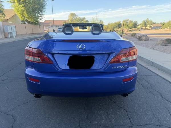 2015 Lexus, Import USA — Foto 6 z 12