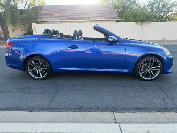 2015 Lexus, Import USA — Foto 7 z 12