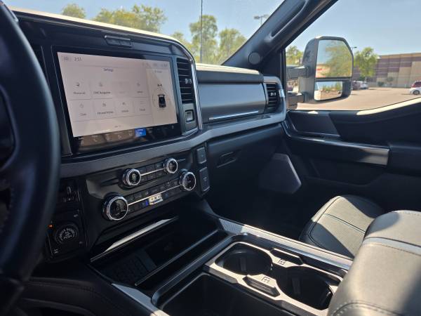 2026 Ford, Import USA — Foto 12 z 12