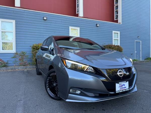 2024 Nissan, Import USA — Foto 1