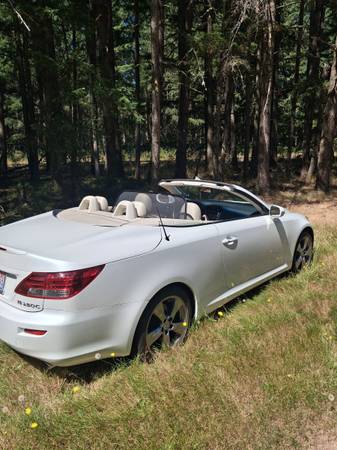 2010 Lexus, Import USA — Foto 4 z 4