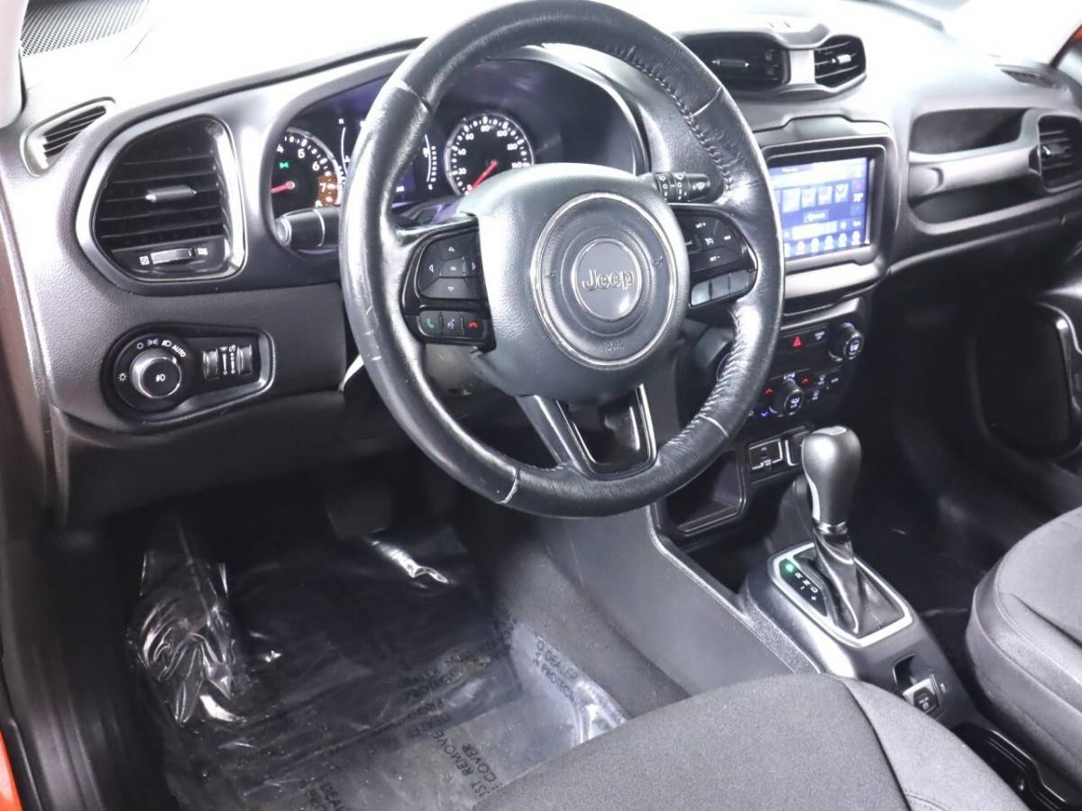 2019 Jeep, Import USA — Foto 9 z 12