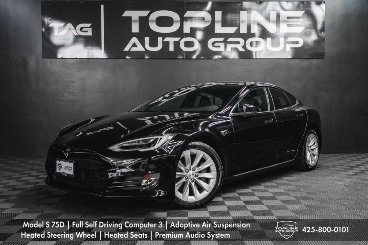 2017 Tesla, Import USA — Foto 1