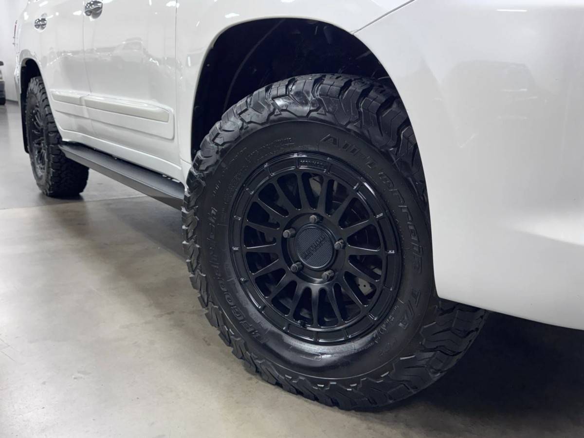 2015 Lexus, Import USA — Foto 3 z 12