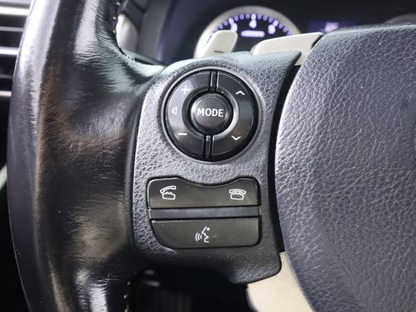 2015 Lexus, Import USA — Foto 12 z 12