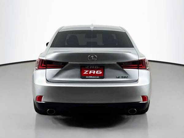 2015 Lexus, Import USA — Foto 4 z 12