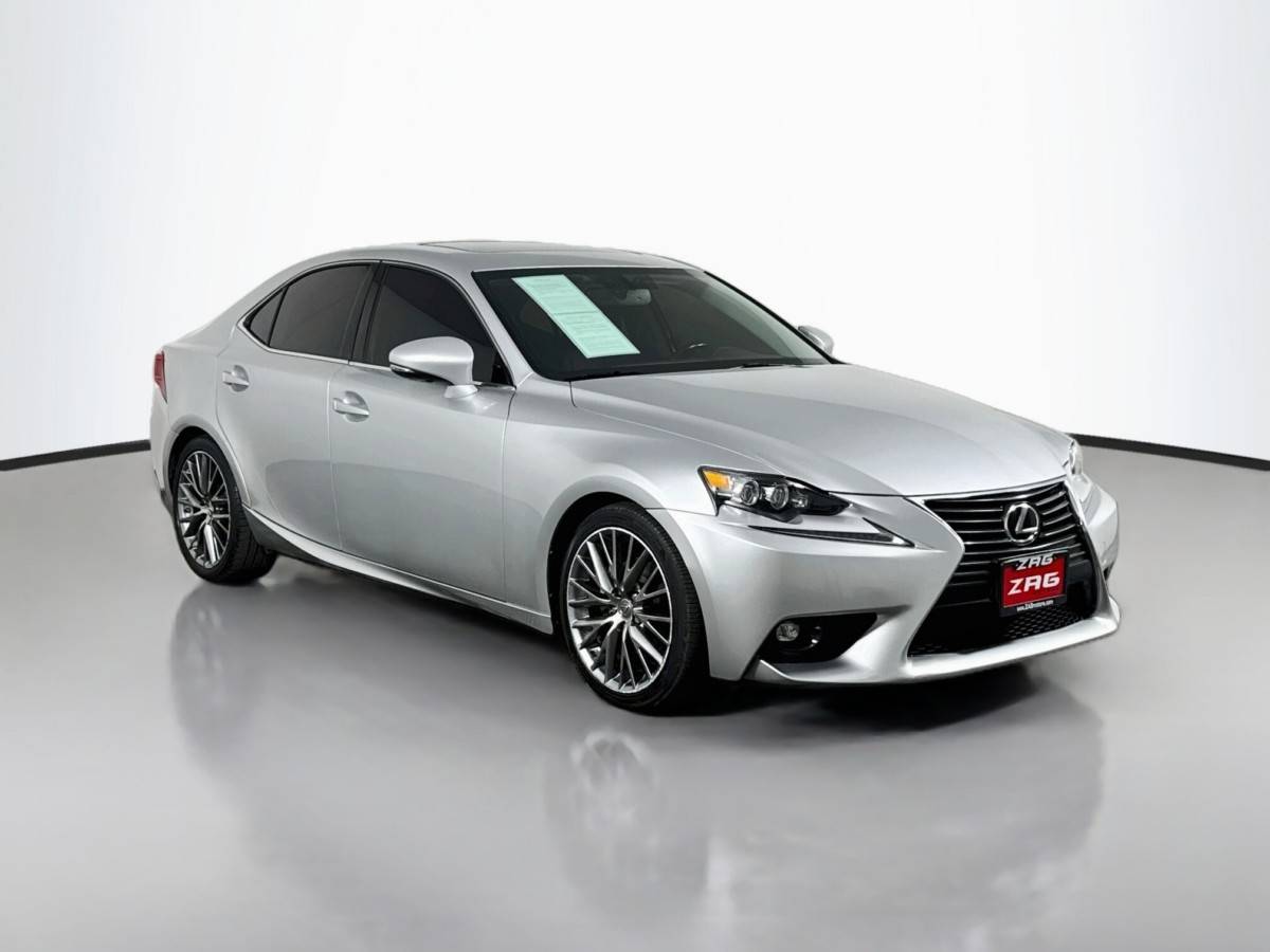 2015 Lexus, Import USA — Foto 7 z 12