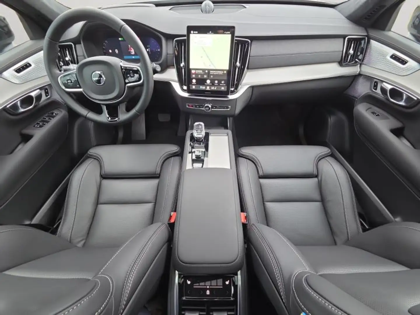 2026 Volvo XC90, schwarz, 1.014 km, Frankreich — Foto 3 z 12