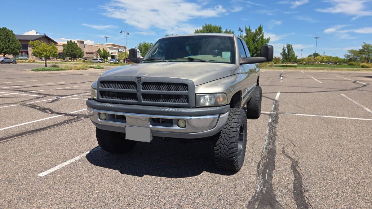 2002 Dodge, Import USA — Foto 2 z 12