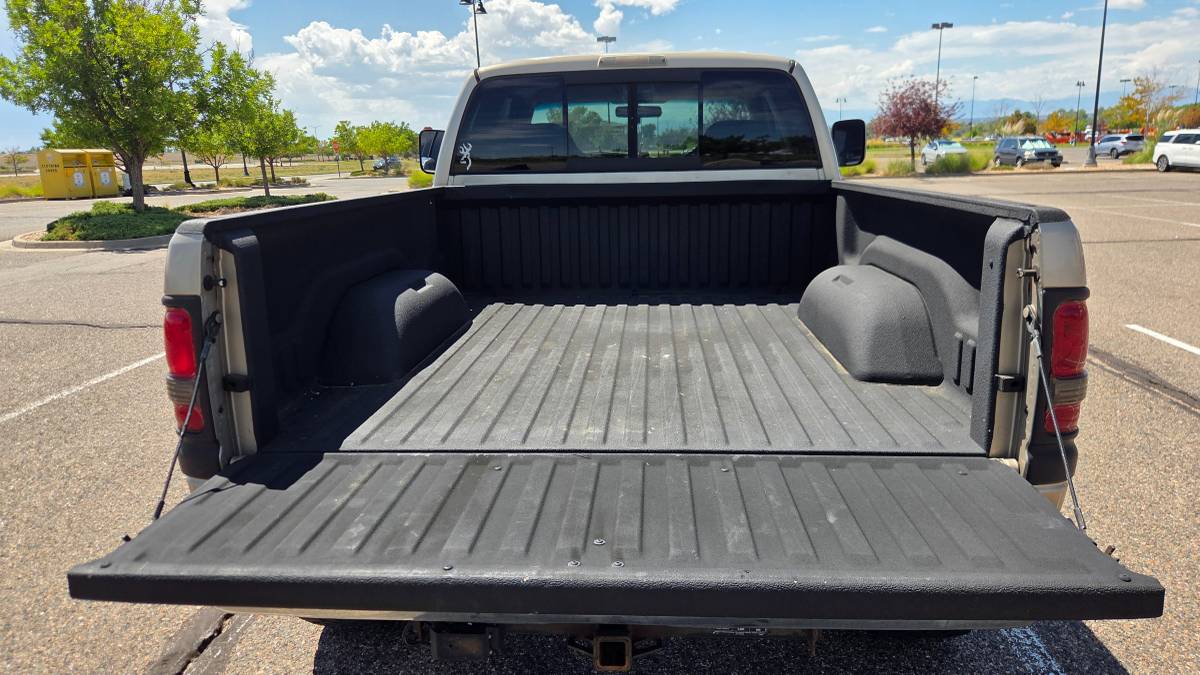 2002 Dodge, Import USA — Foto 4 z 12