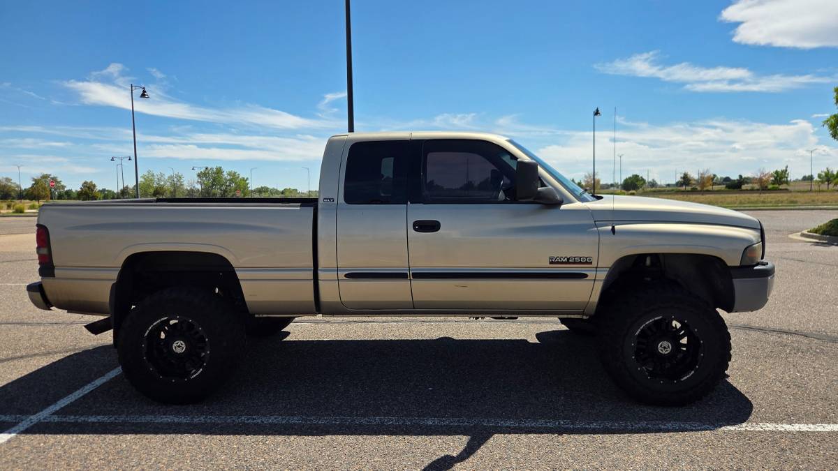 2002 Dodge, Import USA — Foto 6 z 12