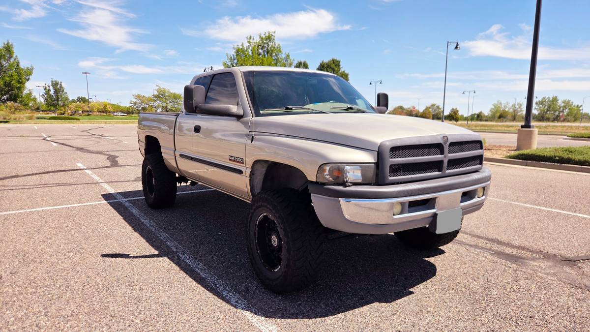 2002 Dodge, Import USA — Foto 7 z 12