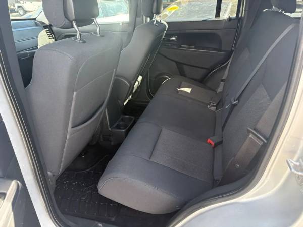 2012 Jeep, Import USA — Foto 11 z 12