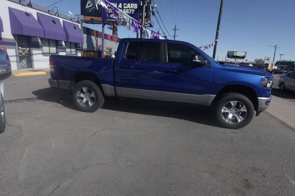 2019 Dodge, Import USA — Foto 2 z 12