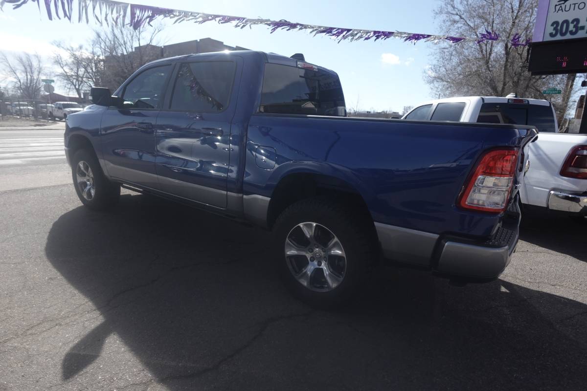 2019 Dodge, Import USA — Foto 8 z 12
