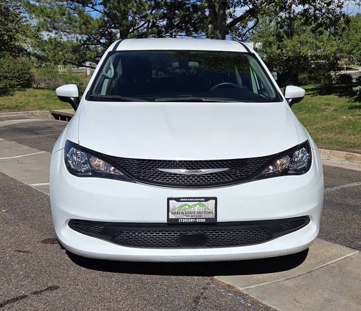 2022 Chrysler, Import USA — Foto 12 z 12