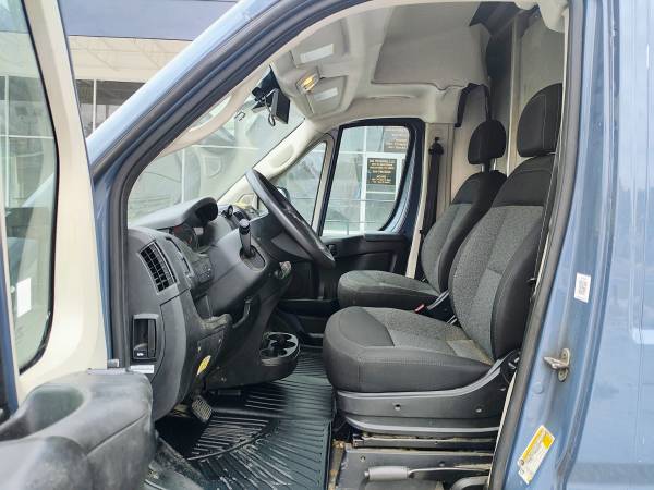 2021 RAM, Import USA — Foto 9 z 12