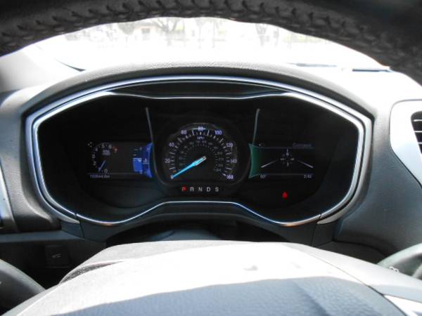 2016 Ford, Import USA — Foto 12 z 12