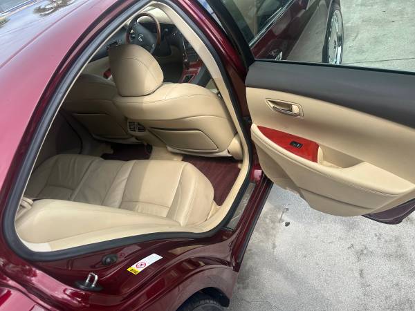 2007 Lexus, Import USA — Foto 10 z 12