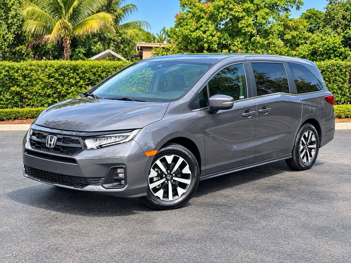 2026 Honda, Import USA — Foto 3 z 12