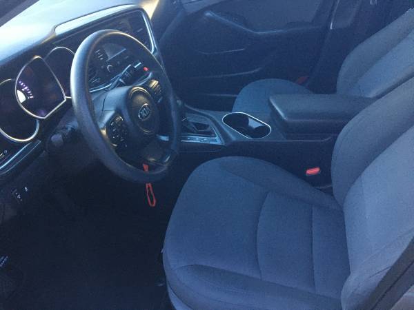 2015 Kia, Import USA — Foto 6 z 12
