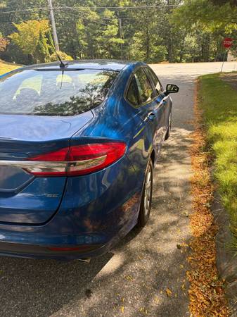2017 Ford, Import USA — Foto 4 z 12