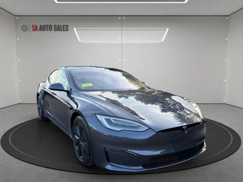 2022 Tesla, Import USA — Foto 7 z 12