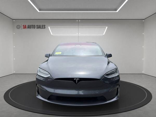 2023 Tesla, Import USA — Foto 8 z 12
