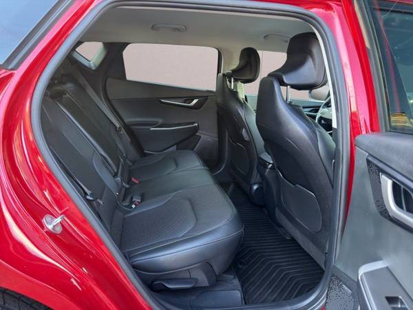 2022 Kia, Import USA — Foto 12 z 12