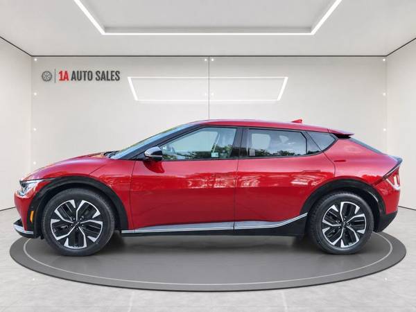 2022 Kia, Import USA — Foto 2 z 12